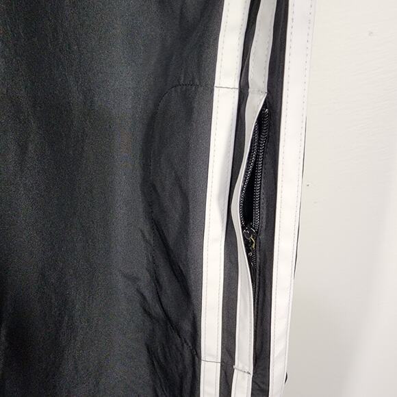 Adidas Womens Windbreaker Track Pant Black Large Training Warm Up 3 Stripe Y2K - Picture 7 of 13
